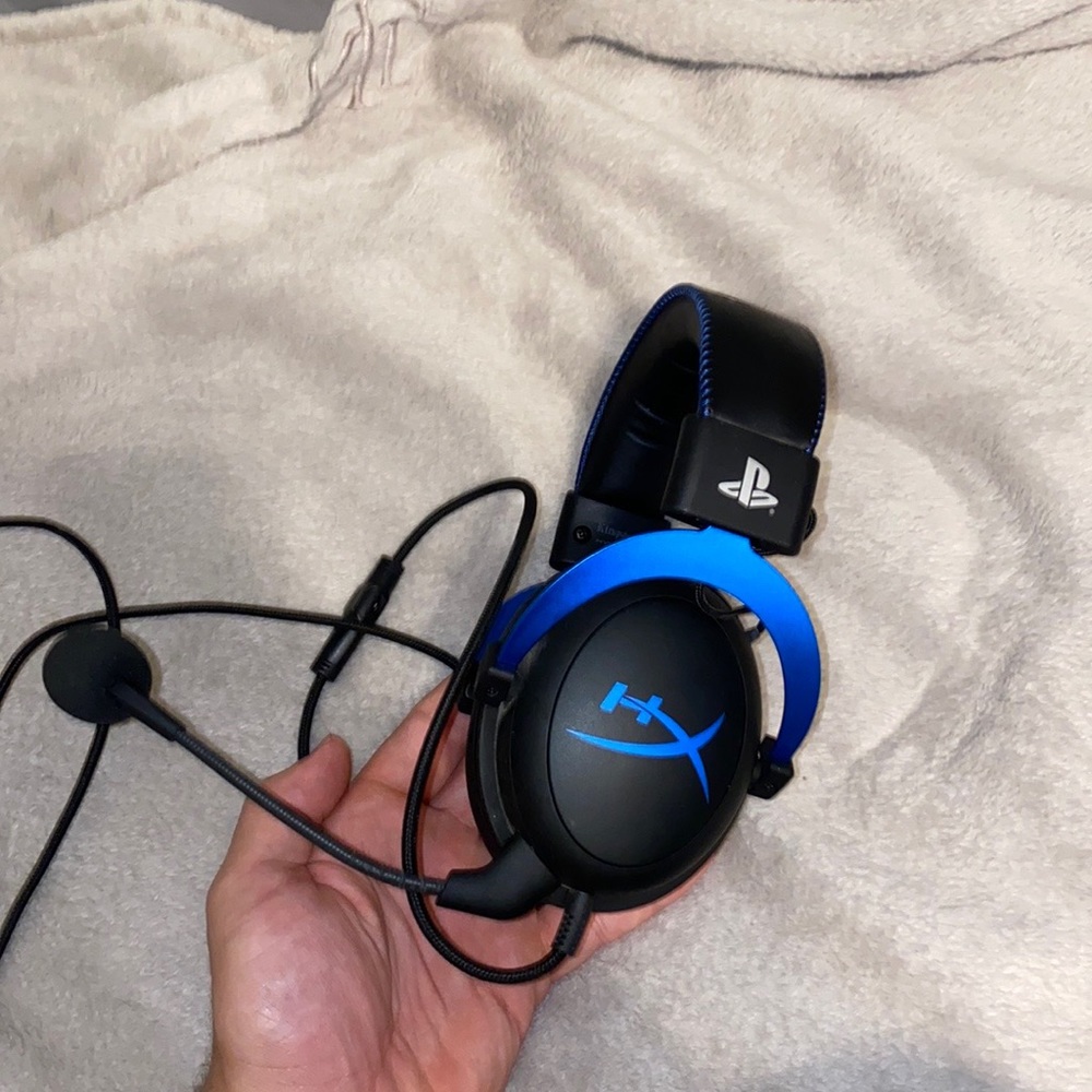 HyperX Gaming Headset (PlayStation design)